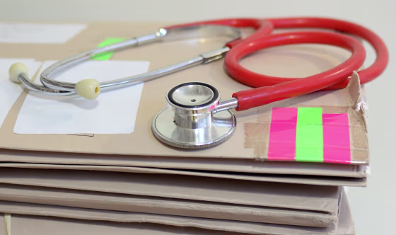 Image: Experts warn of medical records theft