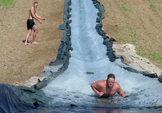 Image: Giant water slide in Northern Germany