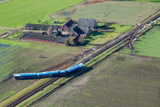 Image: TRAIN-ACCIDENT-NETHERLANDS-RAIL