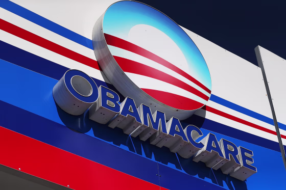 Image: Florida Residents Sign Up For Affordable Care Act On Deadline Day