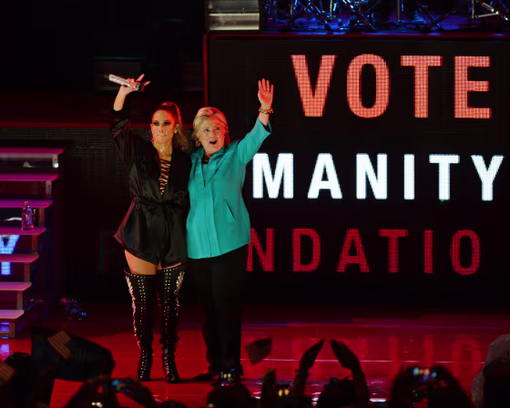 Image: Hillary Clinton presidential campaigning, Miami, USA - 29 Oct 2016