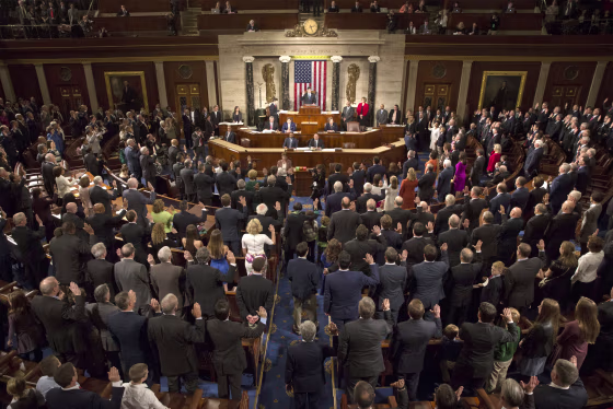 Image: Members of 115th Congress are sworn into office at the U.S. Capitol