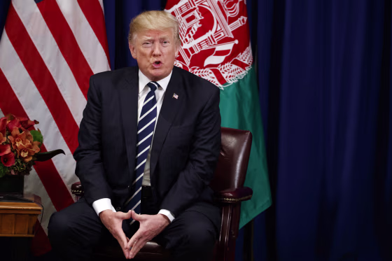 Image: Trump speaks at a meeting with Afghan President Ashraf Ghani