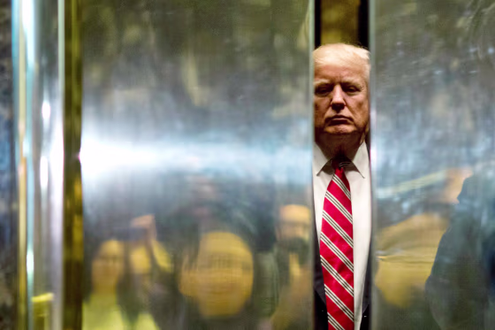 Image: Donald Trump boards the elevator