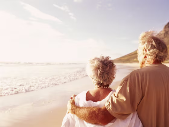 Image: Couple on beach