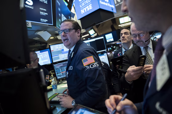 Image: The floor of the New York Stock Exchange