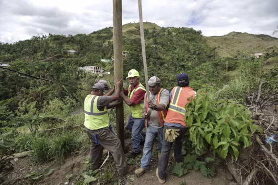 Image: Coamo residents