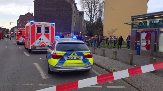 Image: Emergency services respond to an incident at the Auf dem Damm subway stop in Duisburg