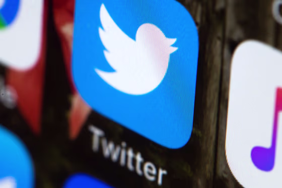 Image: The Twitter app on a mobile phone