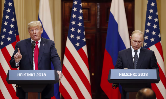 Image: Trump and Putin hold a press conference
