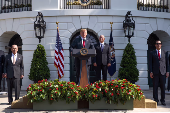 Image: Donald Trump, Steve Mnuchin, Wilbur Ross, Mike Pence