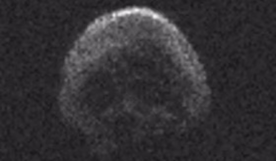 Asteroid 2015 TB145, a dead comet, bears an eerie resemblance to a skull.