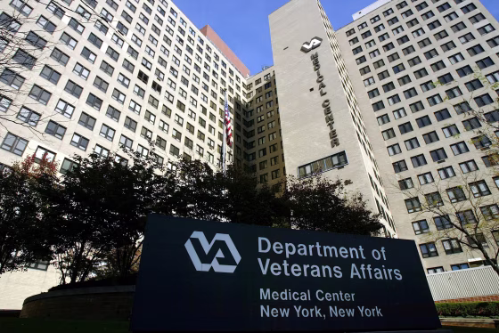 Image: Vets Fight To Keep Hospital Opened