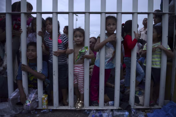 Image: Migrant Children