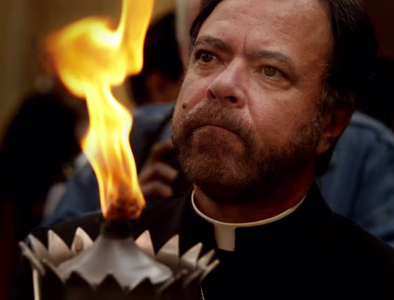 Image: Auxiliary Bishop Alexander Salazar, Director of the Department of Justice and Peace holds the Antor