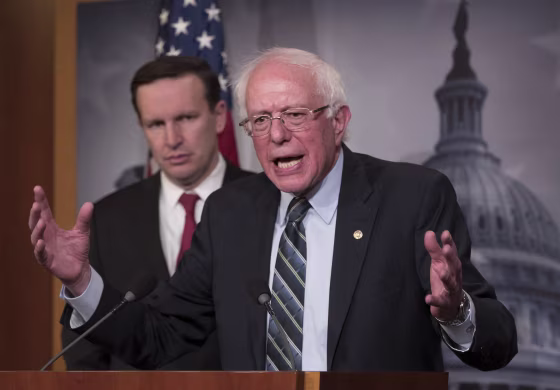 Image: Bernie Sanders, Chris Murphy