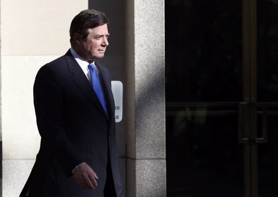 Image: Paul Manafort walks from Federal District Court