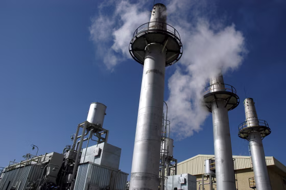 Image: The exterior of the Arak heavy water production facility in Arak, Iran,