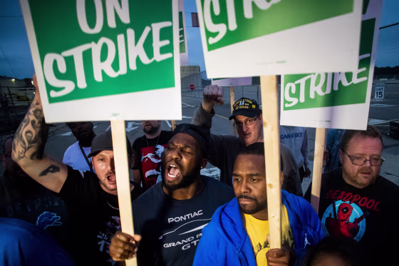 Image: GM, UAW auto strike