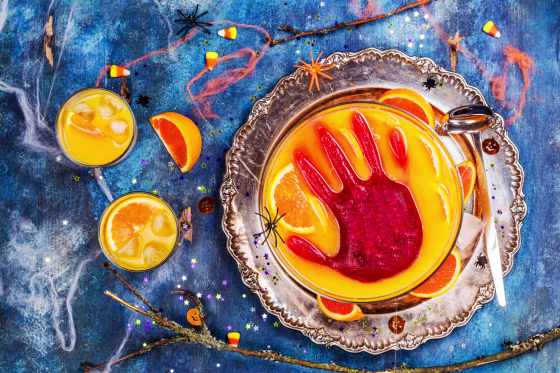 Ghoul's Punch In A Glass Bowl - Halloween Drink
