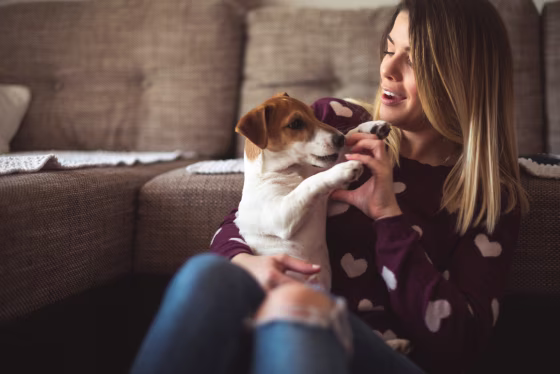 Image: Woman with puppy