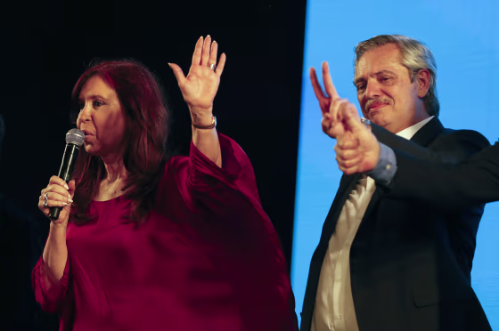 IMAGE: Cristina Fern?ndez de Kirchner and Alberto Fern?ndez