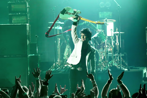 Image: Billie Joe Armstrong, 2019 American Music Awards - Fixed Show