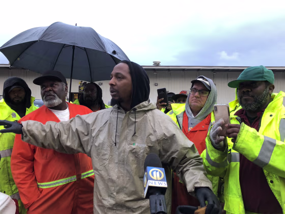 Image: Pittsburgh Garbage collectors