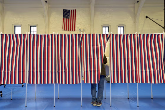 Image: New Hampshire primary voting
