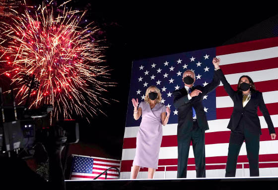 Image: TOPSHOT-US-POLITICS-VOTE-DEMOCRATS