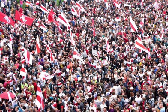 Image: TOPSHOT-BELARUS-VOTE-UNREST-DEMONSTRATION