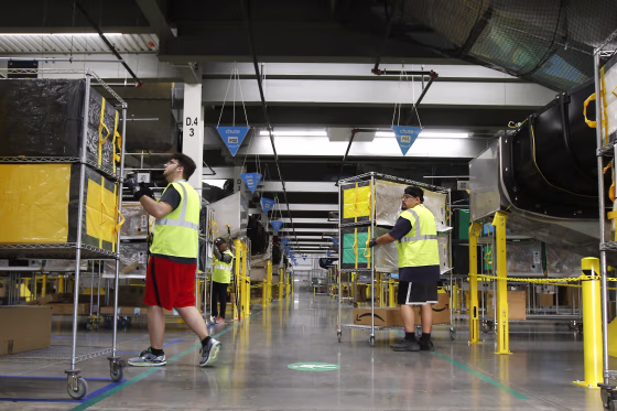 Image: Amazon warehouse