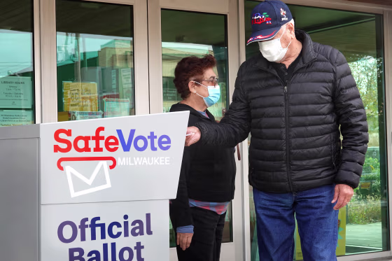 Image: Early Voting Begins In Swing State Of Wisconsin