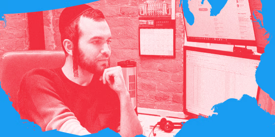 Image: Volvi Einhorn at work in Brooklyn on a red map of the United States.