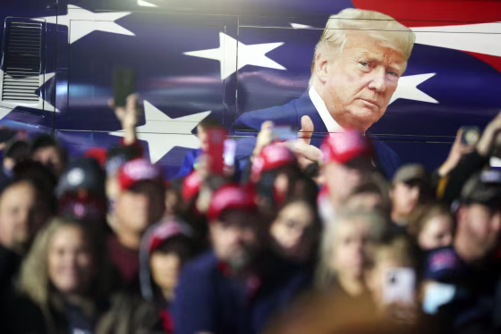 Image: Donald Trump Holds Campaign Rally In Georgia 2 Days Before Election