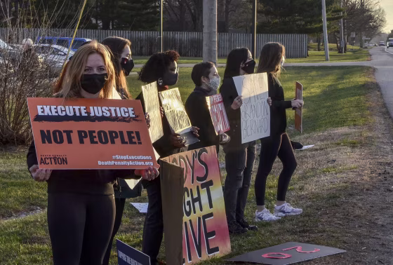 Image: Federal Execution protest