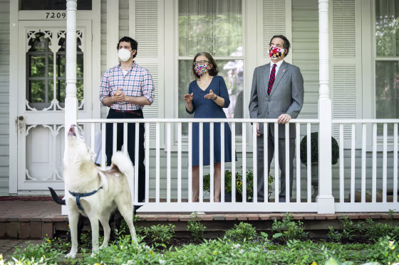 Church Group Serenades Rep. Jamie Raskin At His Home
