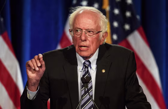 Image: FILES-US-POLITICS-CONGRESS-BIDEN-SANDERS