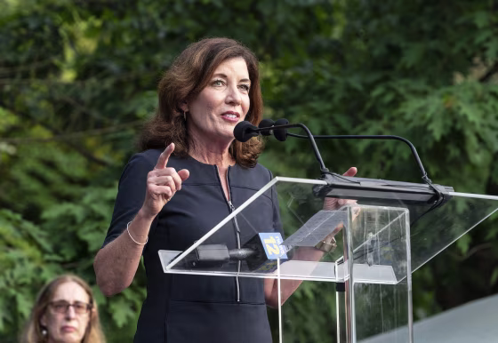 Image: Lieutenant Governor Kathy Hochul speaks in Scarsdale, N.Y.