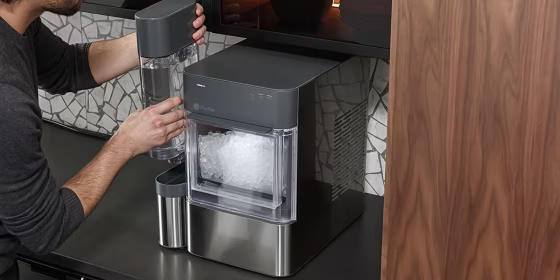 Ice Machine on a counter top