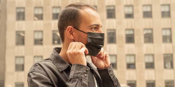 Disposable face masks are multi-layered, single-use face coverings that can help you avoid getting and spreading illnesses.