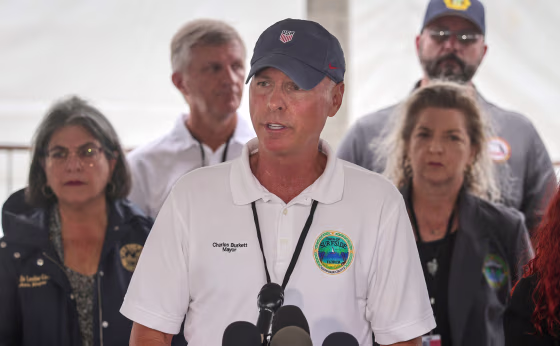 US-NEWS-FLA-CONDO-COLLAPSE-MAYOR-MI