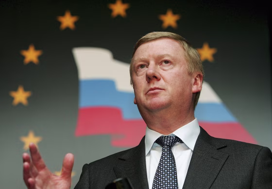 Anatoly Chubais speaks during at the EU-Russia Industrialists' Roundtable in 2005.