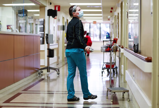 Image: California Hospital Begins To Return To Normal After COVID-19 Surge