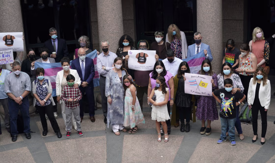 Image: supporters of transgender rights