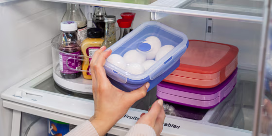 You can use simple, easy-to-find products like baking soda and dish soap to clean the inside of your fridge and freezer and remove odors. 