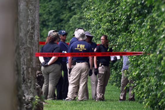 Image: fbi investigation