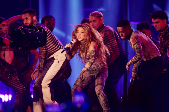Shakira performs on stage