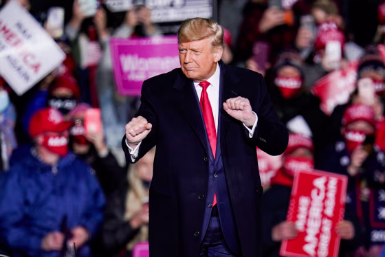 Donald Trump dances on stage