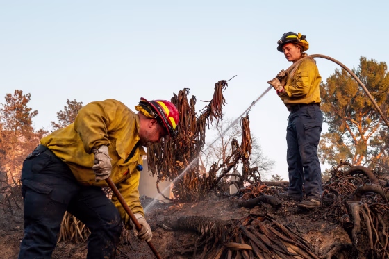 Image: Powerful Winds Fuel Multiple Fires Across Los Angeles Area